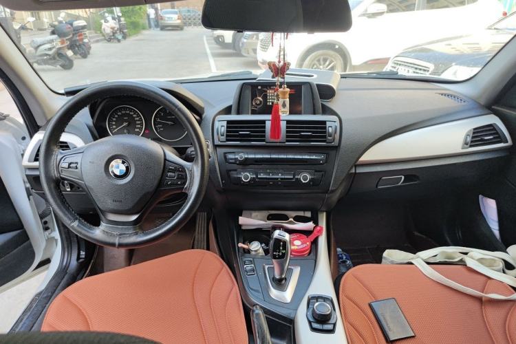 Used BMW 1 Series 2013 Revised 116i Leading Edition Center Console