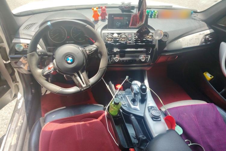 Used BMW 1 Series 2013 Facelift M135i 5-Door Version Center Console