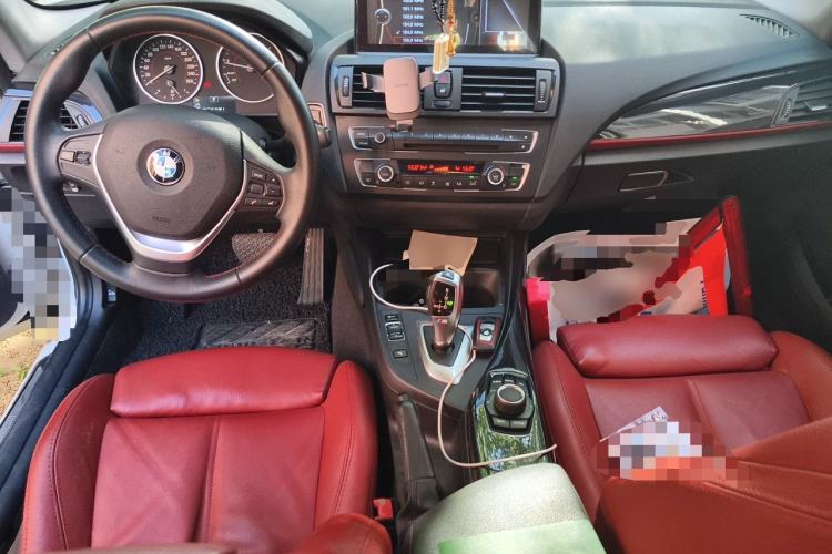 Used BMW 1 Series 2013 Revised 118i Sport Edition Center Console