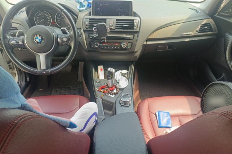 Used BMW 1 Series 2013 Facelifted 118i Leading Edition Center Console