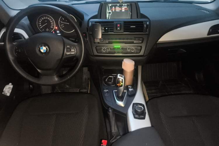 Used BMW 1 Series 2013 Revised 116i Leading Edition Center Console