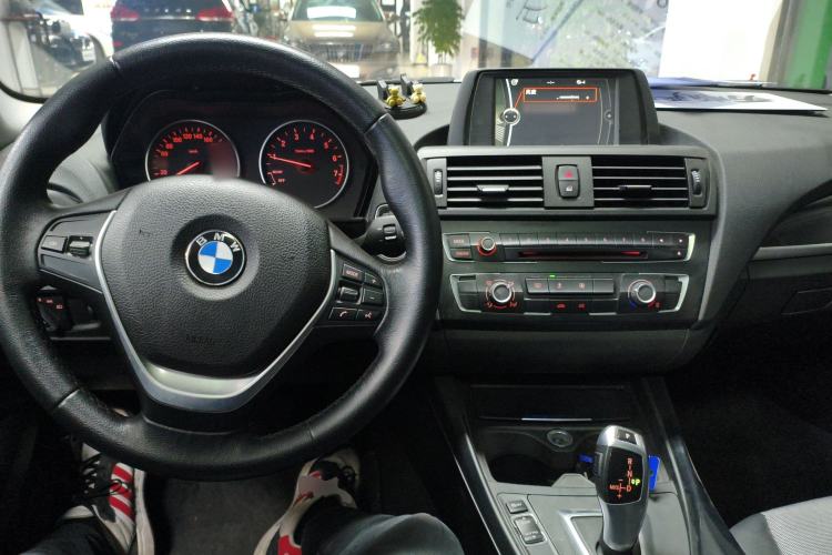 Used BMW 1 Series 2013 Revised 116i Urban Edition Center Console