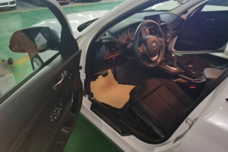 Used BMW 1 Series 2013 Revised 118i Sport Edition Driver Seat