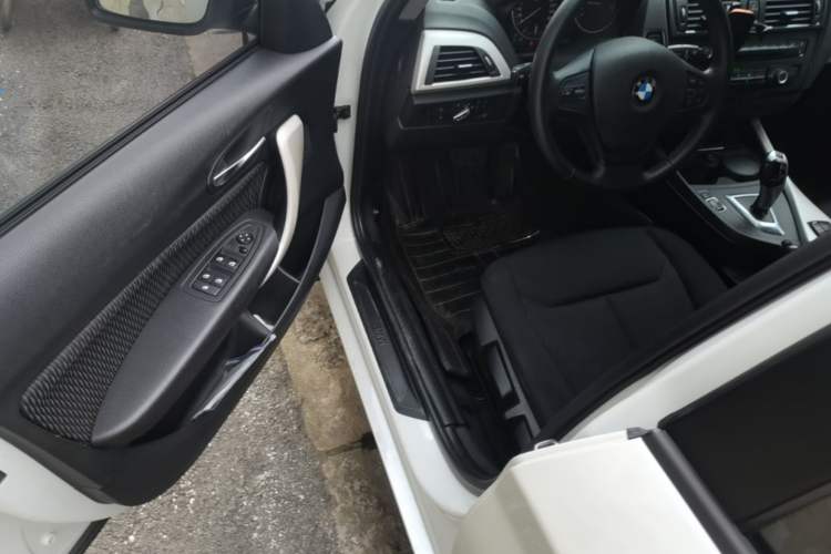 Used BMW 1 Series 2013 Revised 116i Leading Edition Driver Seat