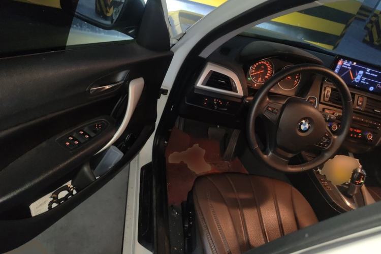 Used BMW 1 Series 2013 Facelifted 118i Leading Edition Driver Seat