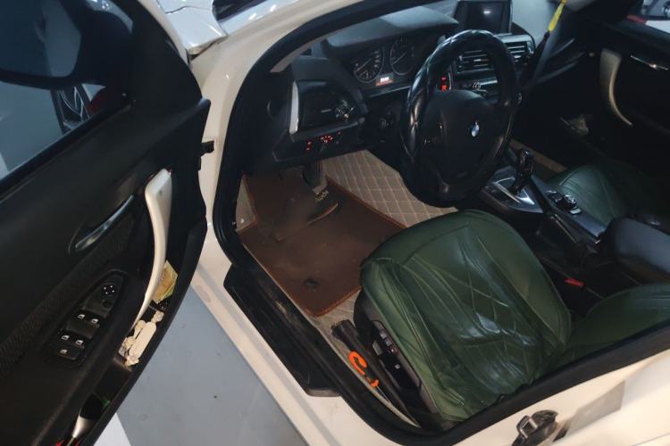 Used BMW 1 Series 2013 Facelifted 118i Leading Edition Driver Seat