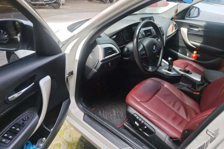 Used BMW 1 Series 2013 Facelifted 118i Leading Edition Driver Seat