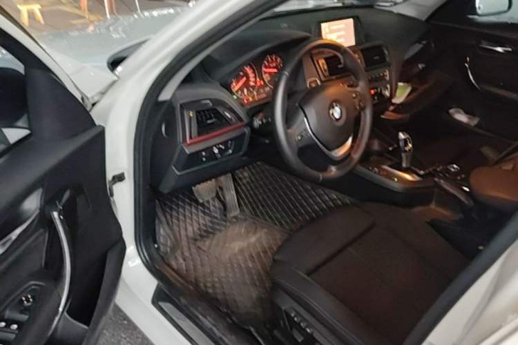 Used BMW 1 Series 2013 Revised 118i Sport Edition Driver Seat