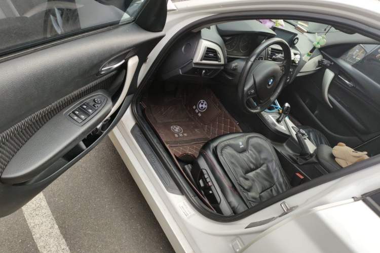 Used BMW 1 Series 2013 Facelifted 118i Leading Edition Driver Seat