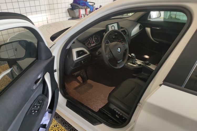 Used BMW 1 Series 2013 Facelifted 118i Leading Edition Driver Seat