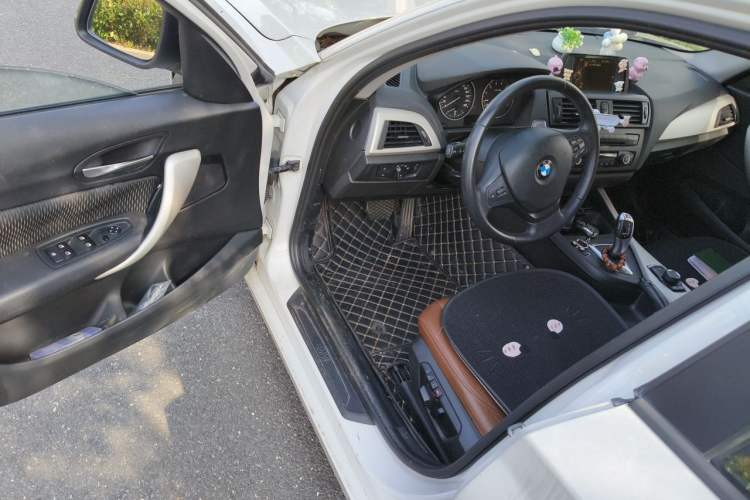 Used BMW 1 Series 2013 Facelifted 118i Leading Edition Driver Seat