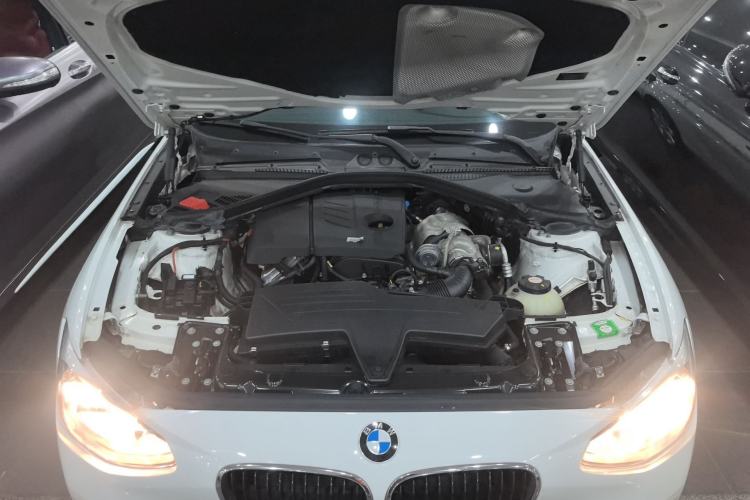 Used BMW 1 Series 2013 Revised 116i Leading Edition Engine Bay