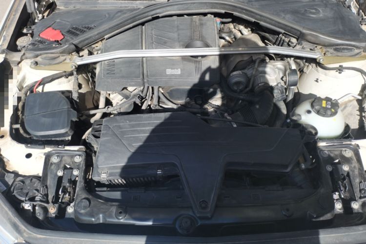 Used BMW 1 Series 2013 Revised 118i Sport Edition Engine Bay