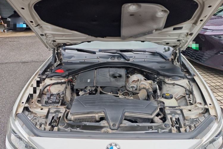 Used BMW 1 Series 2013 Revised 116i Urban Edition Engine Bay