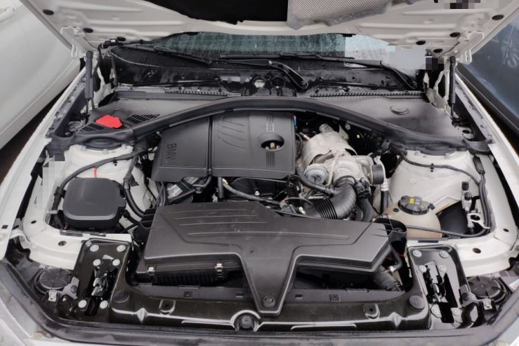 Used BMW 1 Series 2013 Revised 116i Urban Edition Engine Bay