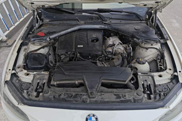 Used BMW 1 Series 2013 Revised 116i Leading Edition Engine Bay