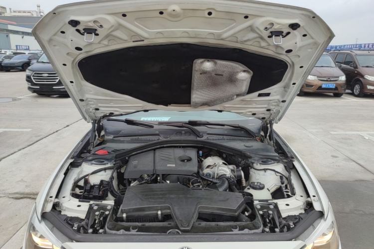 Used BMW 1 Series 2013 Revised 116i Leading Edition Engine Bay
