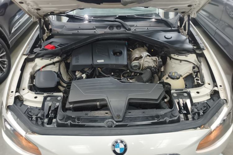 Used BMW 1 Series 2013 Revised 116i Leading Edition Engine Bay