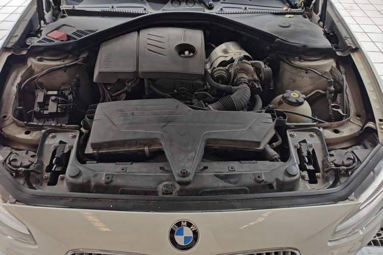 Used BMW 1 Series 2013 Revised 116i Urban Edition Engine Bay