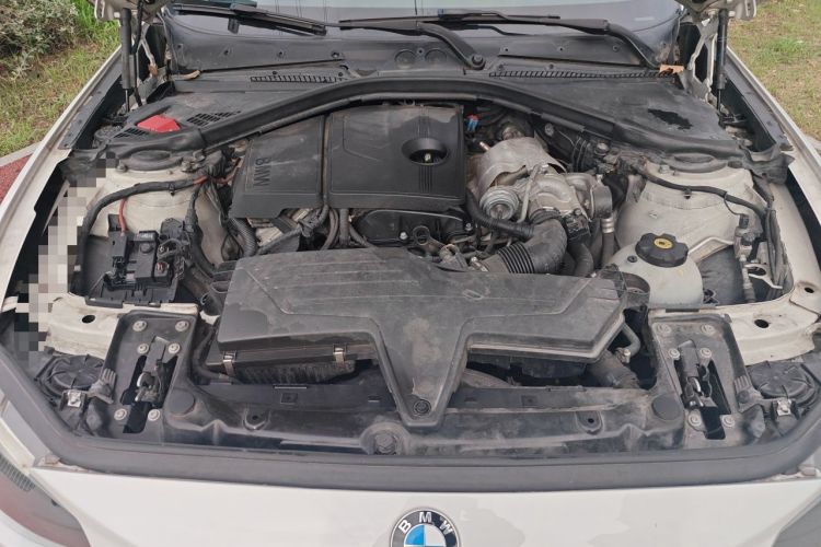 Used BMW 1 Series 2013 Revised 116i Leading Edition Engine Bay