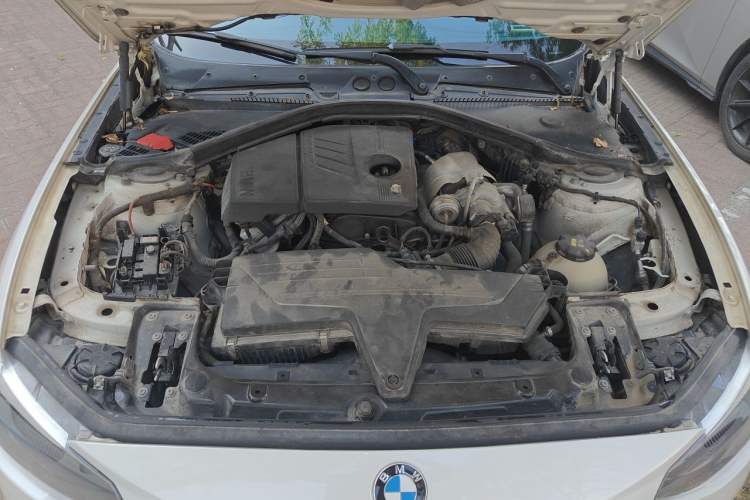 Used BMW 1 Series 2013 Revised 116i Leading Edition Engine Bay
