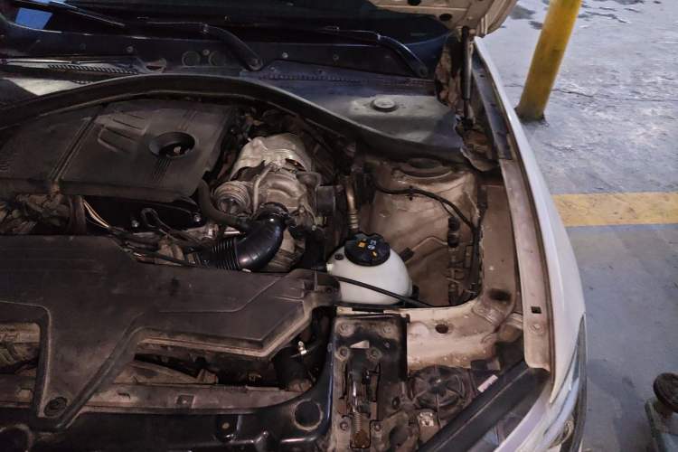 Used BMW 1 Series 2013 Facelifted 118i Leading Edition Engine Bay Left