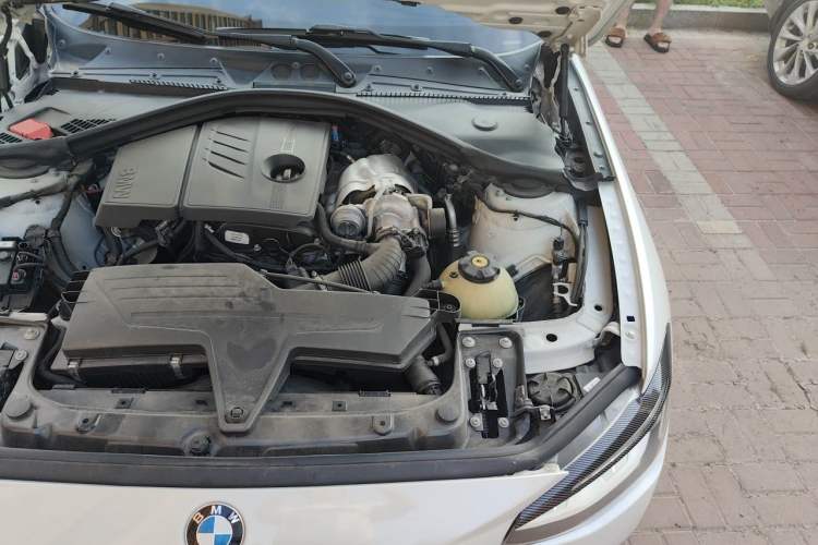 Used BMW 1 Series 2013 Revised 116i Urban Edition Engine Bay Left