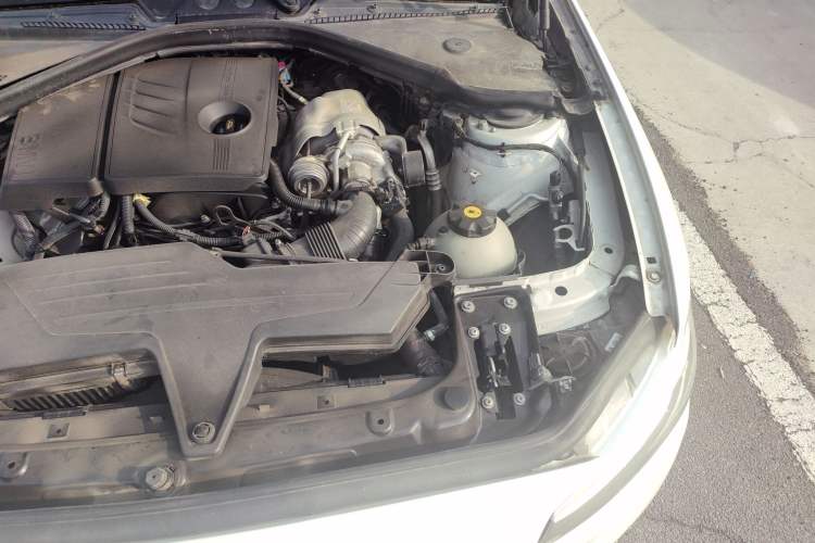Used BMW 1 Series 2013 Facelifted 118i Leading Edition Engine Bay Left