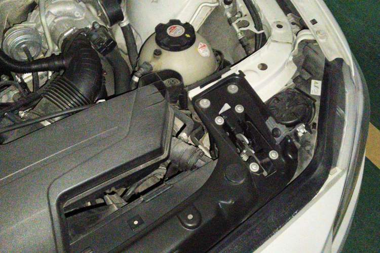 Used BMW 1 Series 2013 Revised 116i Urban Edition Engine Bay Left