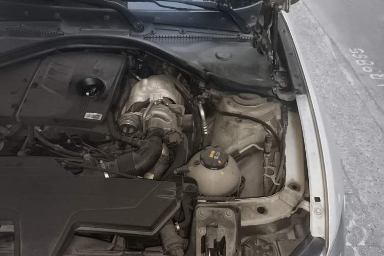 Used BMW 1 Series 2013 Revised 116i Leading Edition Engine Bay Left