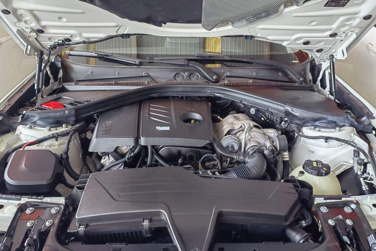 Used BMW 1 Series 2013 Revised 116i Leading Edition Engine Bay