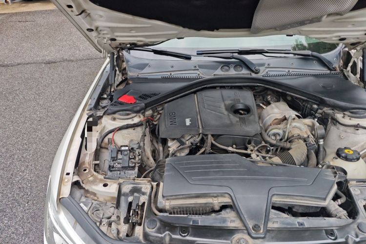Used BMW 1 Series 2013 Revised 116i Urban Edition Engine Bay Right