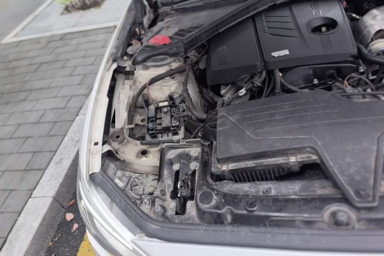 Used BMW 1 Series 2013 Revised 116i Urban Edition Engine Bay Right