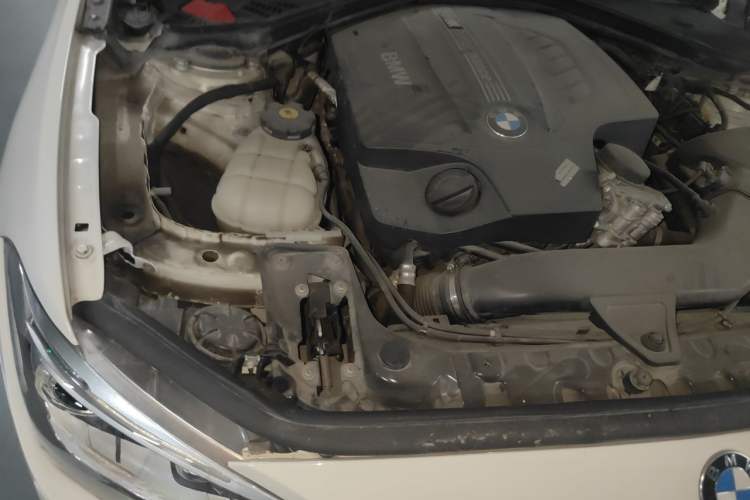 Used BMW 1 Series 2013 M135i 5-door model Engine Bay Right