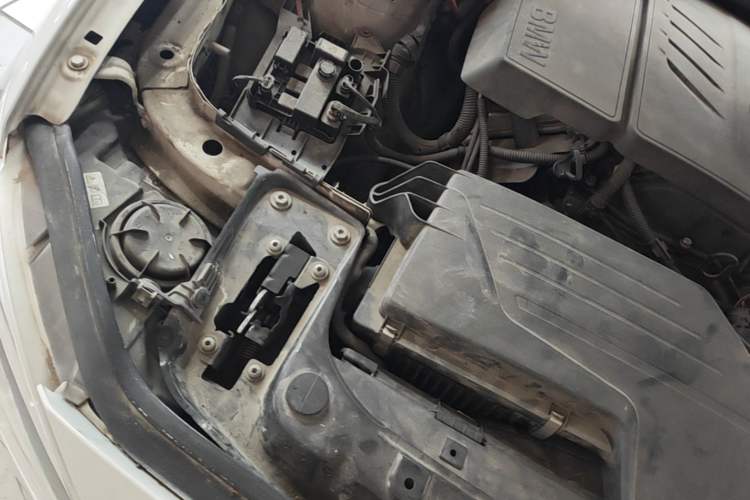 Used BMW 1 Series 2013 Revised 116i Urban Edition Engine Bay Right