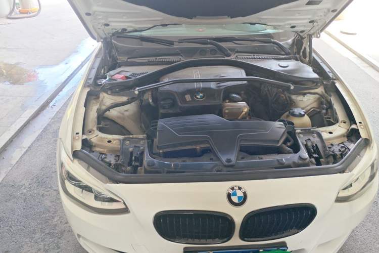 Used BMW 1 Series 2013 Revised 125i Sport Edition Engine Bay Right