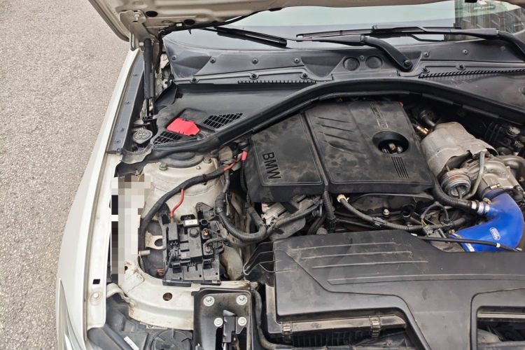 Used BMW 1 Series 2013 Revised 118i Sport Edition Engine Bay Right