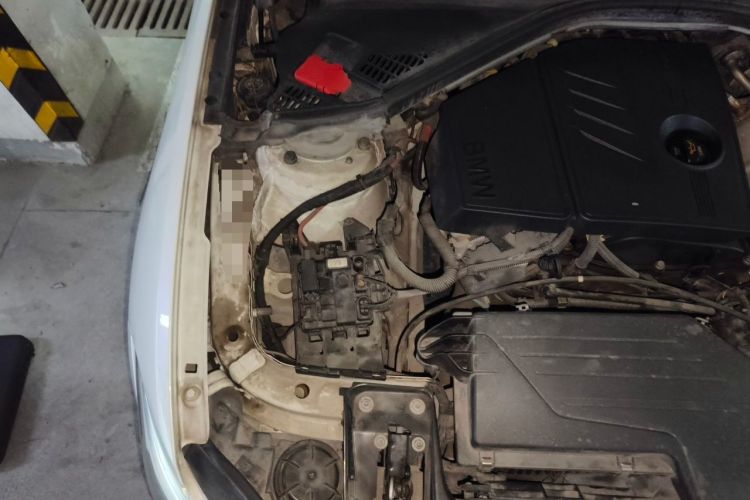 Used BMW 1 Series 2013 Revised 118i Sport Edition Engine Bay Right
