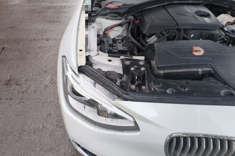 Used BMW 1 Series 2013 Revised 118i Sport Edition Engine Bay Right
