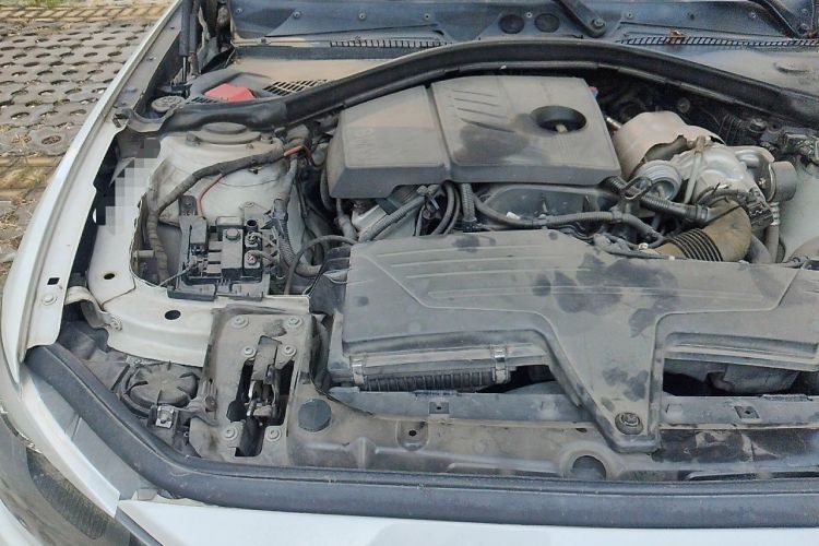 Used BMW 1 Series 2013 Revised 116i Leading Edition Engine Bay Right