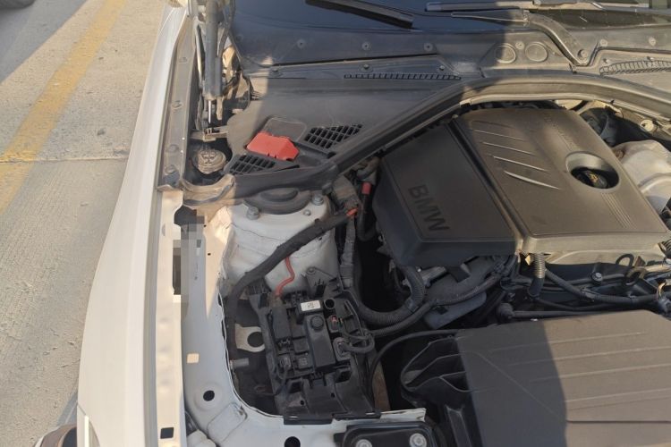 Used BMW 1 Series 2013 Revised 118i Sport Edition Engine Bay Right
