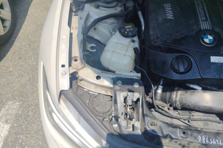 Used BMW 1 Series 2013 Facelift M135i 5-Door Version Engine Bay Right