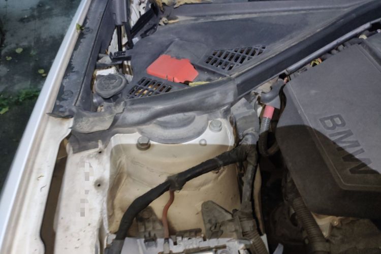 Used BMW 1 Series 2013 Facelifted 118i Leading Edition Engine Bay Right