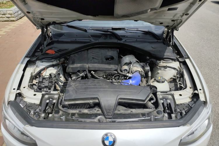 Used BMW 1 Series 2013 Revised 118i Sport Edition Engine Bay