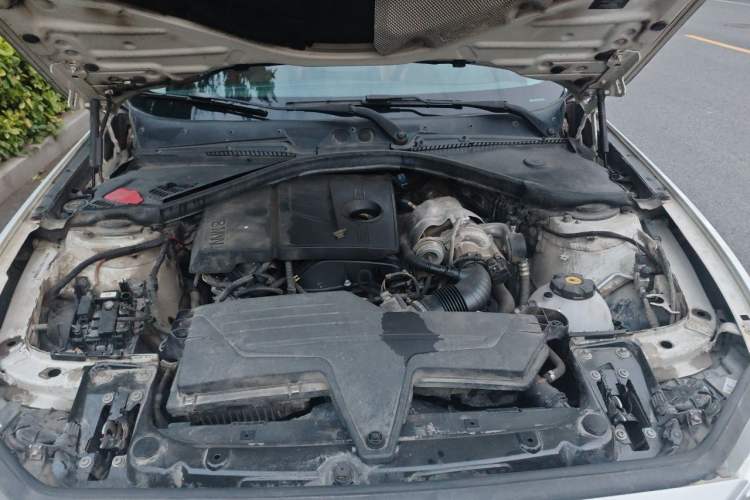 Used BMW 1 Series 2013 Facelifted 118i Leading Edition Engine Bay