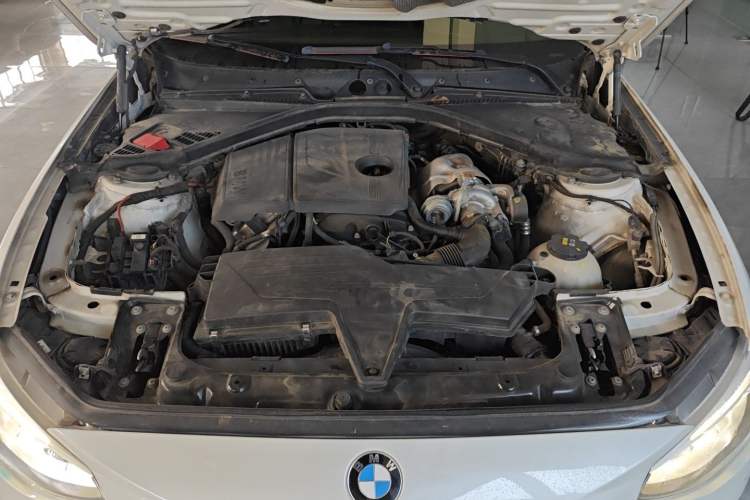 Used BMW 1 Series 2013 Revised 116i Leading Edition Engine Bay