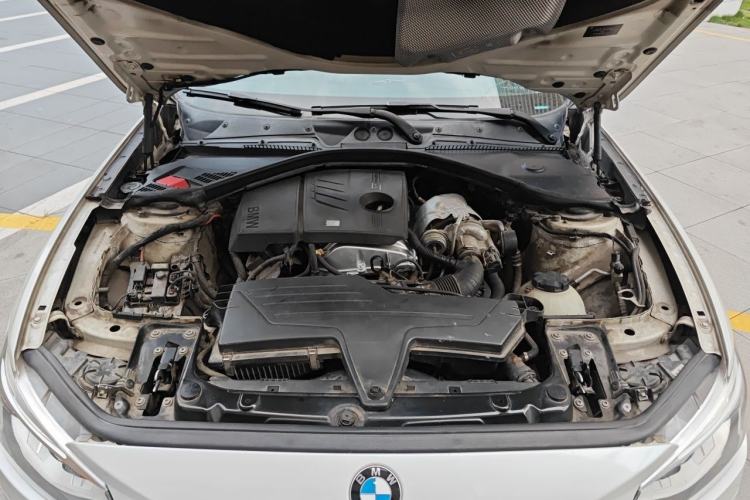 Used BMW 1 Series 2013 Revised 118i Sport Edition Engine Bay
