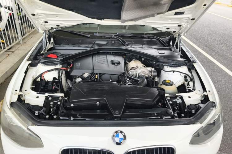 Used BMW 1 Series 2013 Revised 116i Leading Edition Engine Bay