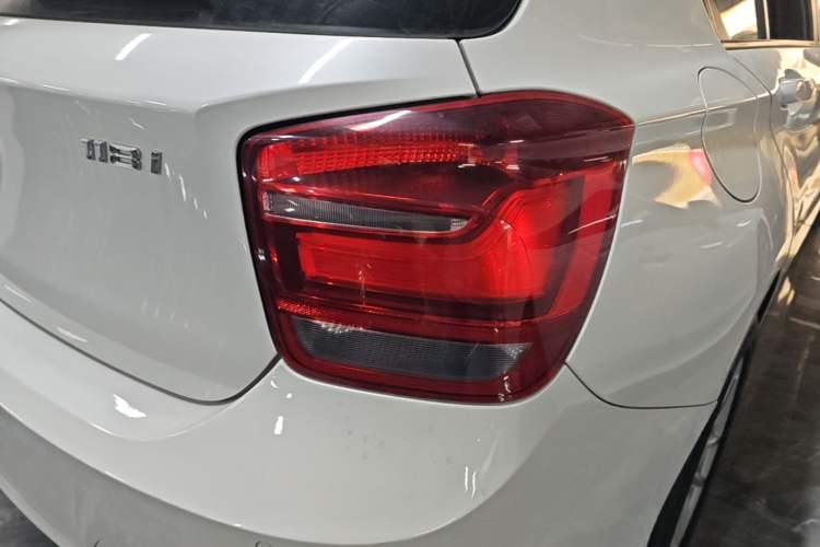 Used BMW 1 Series 2013 Facelifted 118i Leading Edition Exterior 3