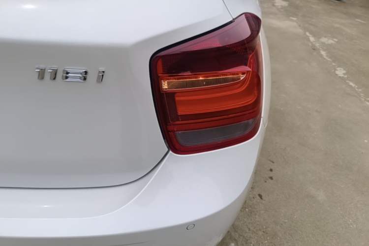 Used BMW 1 Series 2013 Revised 118i Sport Edition Exterior 3
